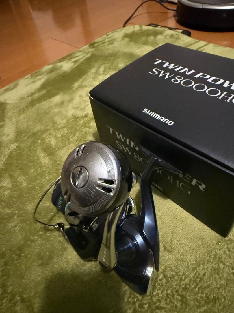 21ツインパワーSW 8000hg 替えスプール付き