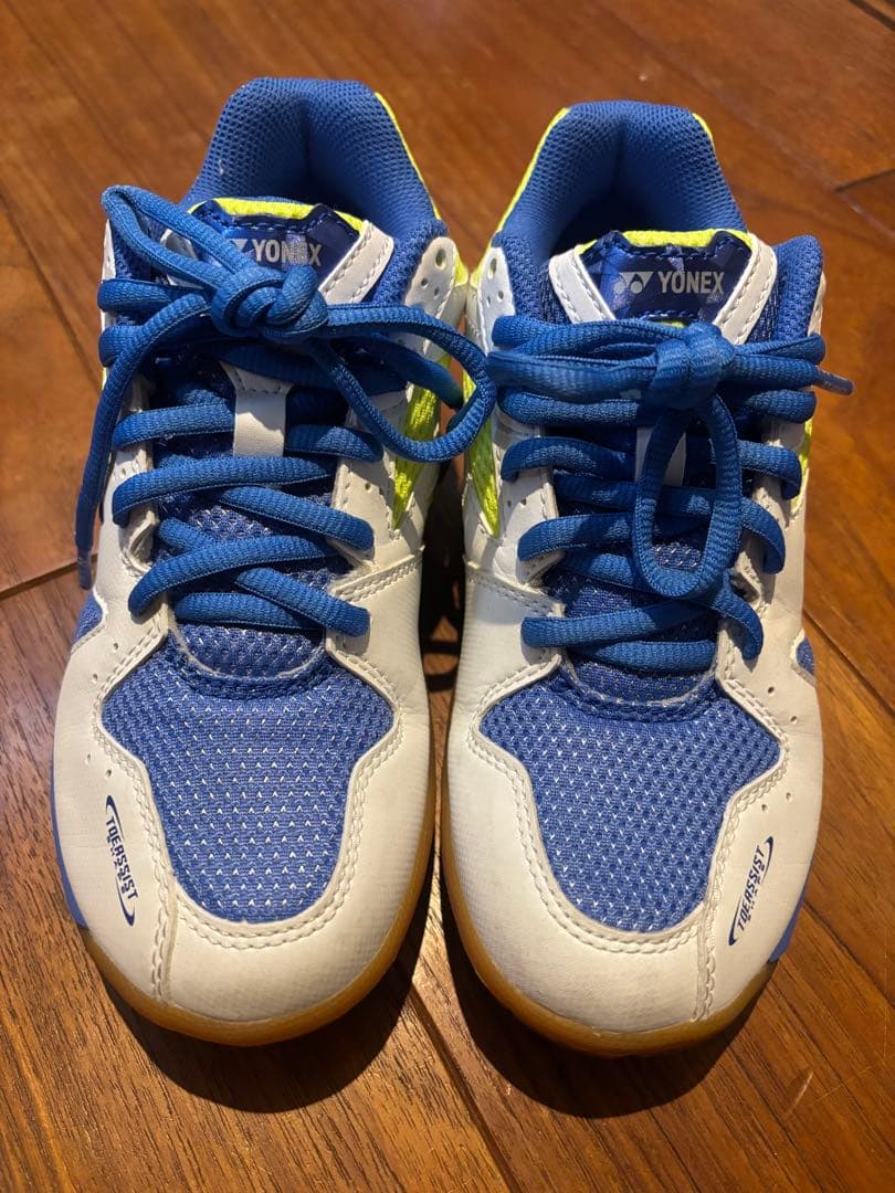 【美品】YONEX　スニーカー　22.5cm