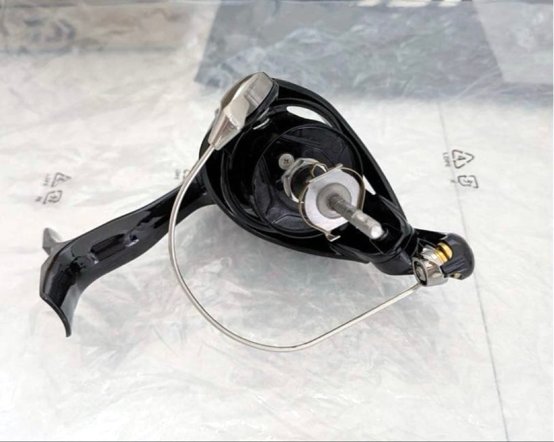 DAIWA（ダイワ） スピニングリール23レガリスLT 3000-CXH