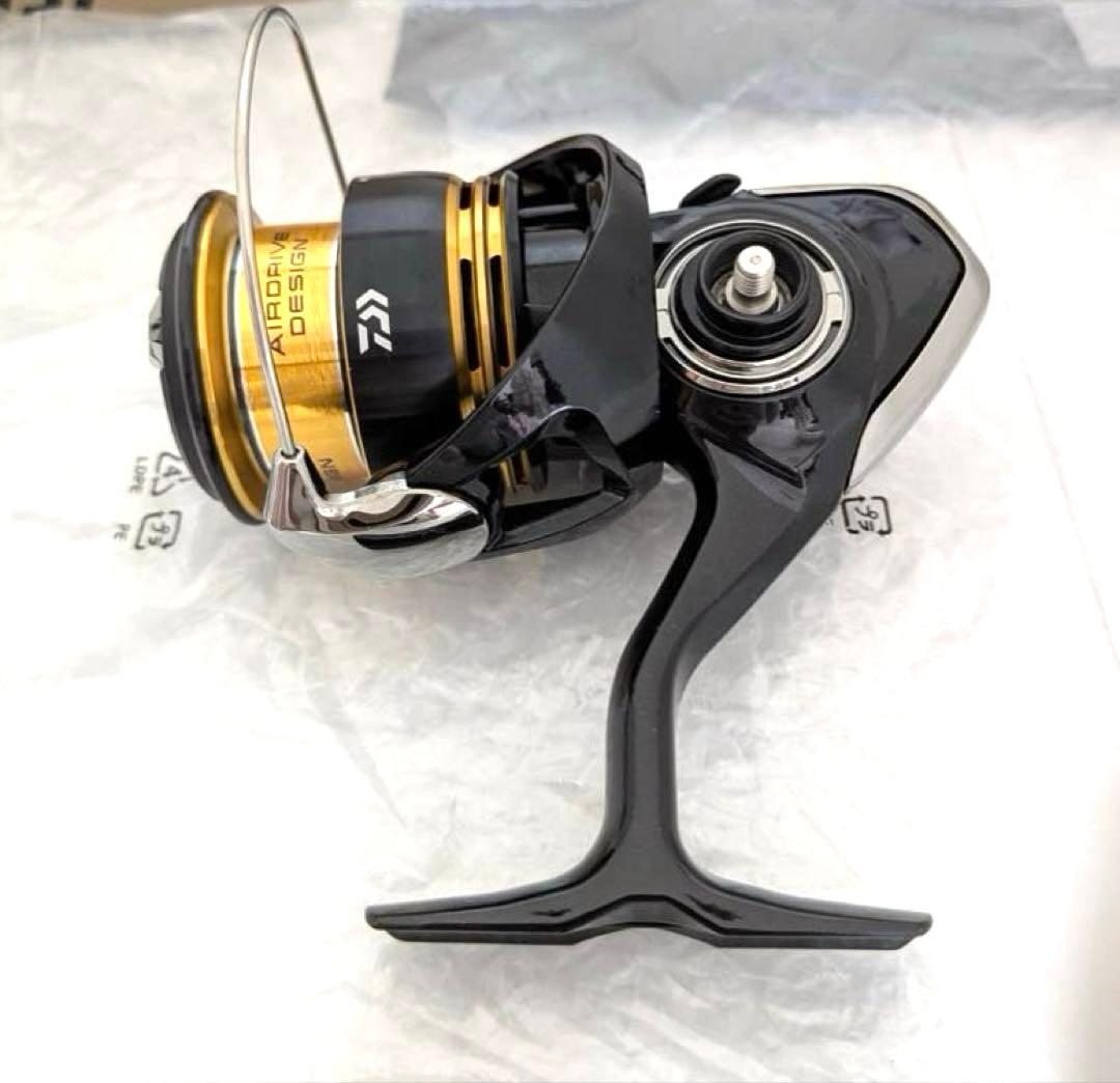 DAIWA（ダイワ） スピニングリール23レガリスLT 3000-CXH