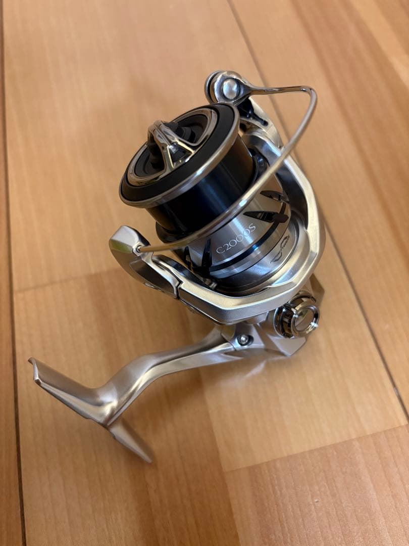 シマノ【23ストラディック C2000S】美品