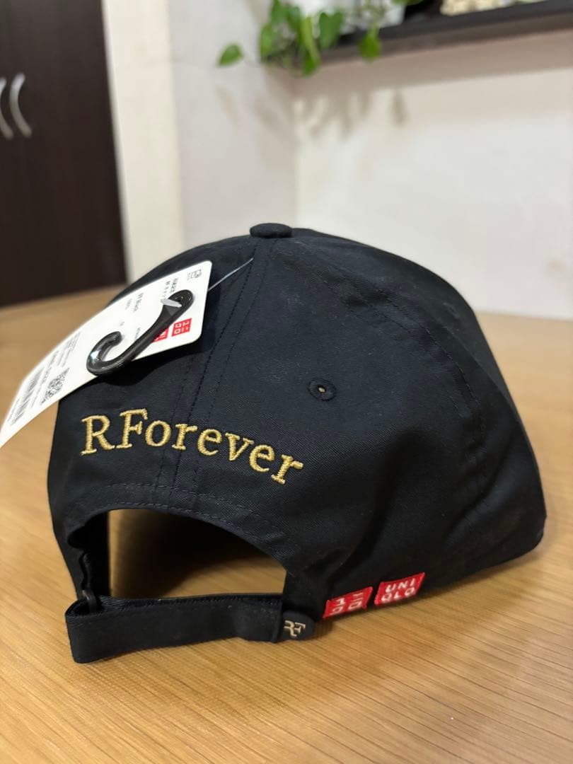 ユニクロ ロジャーフェデラー 引退記念 キャップ 新品未使用　タグ付き