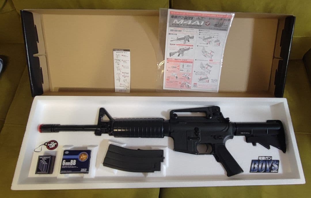 東京マルイ コルト M4A1 カービン 電動ガン