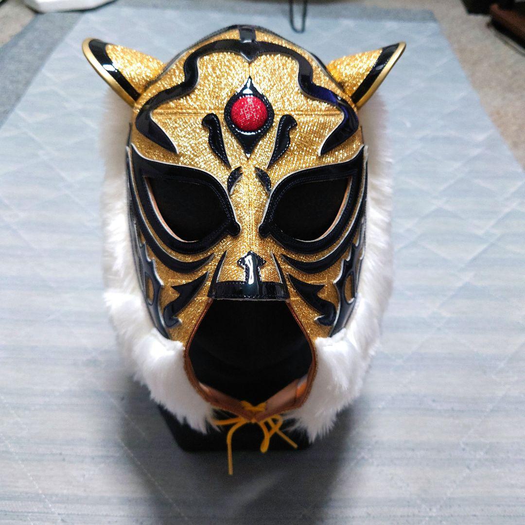 ＹＮ製 初代タイガーマスクのプロレスマスク ブルメタヤギリ 直筆サイン入 試合用