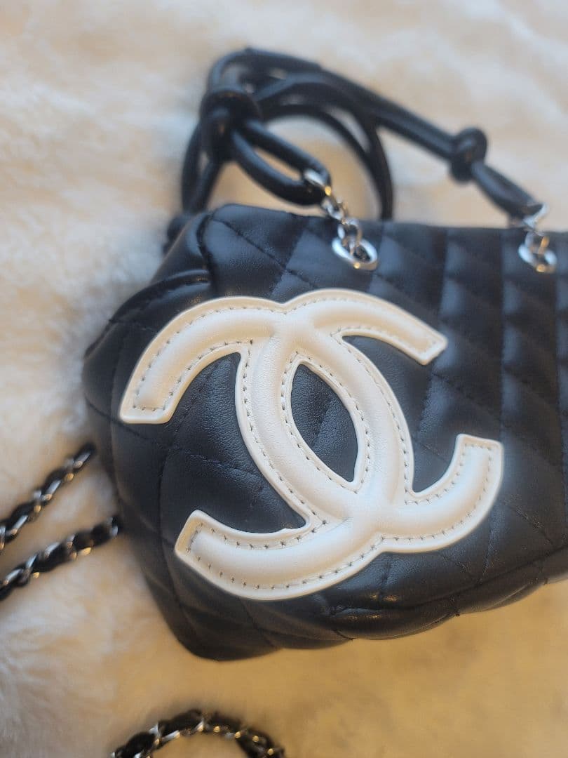 KENノベルティ CHANEL ブラック キルティング ショルダーバッグ