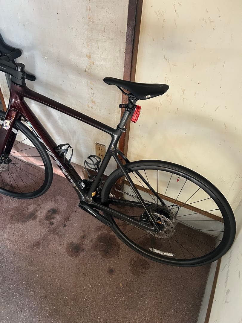 Scott addict30 2023モデル　105 レッド　M