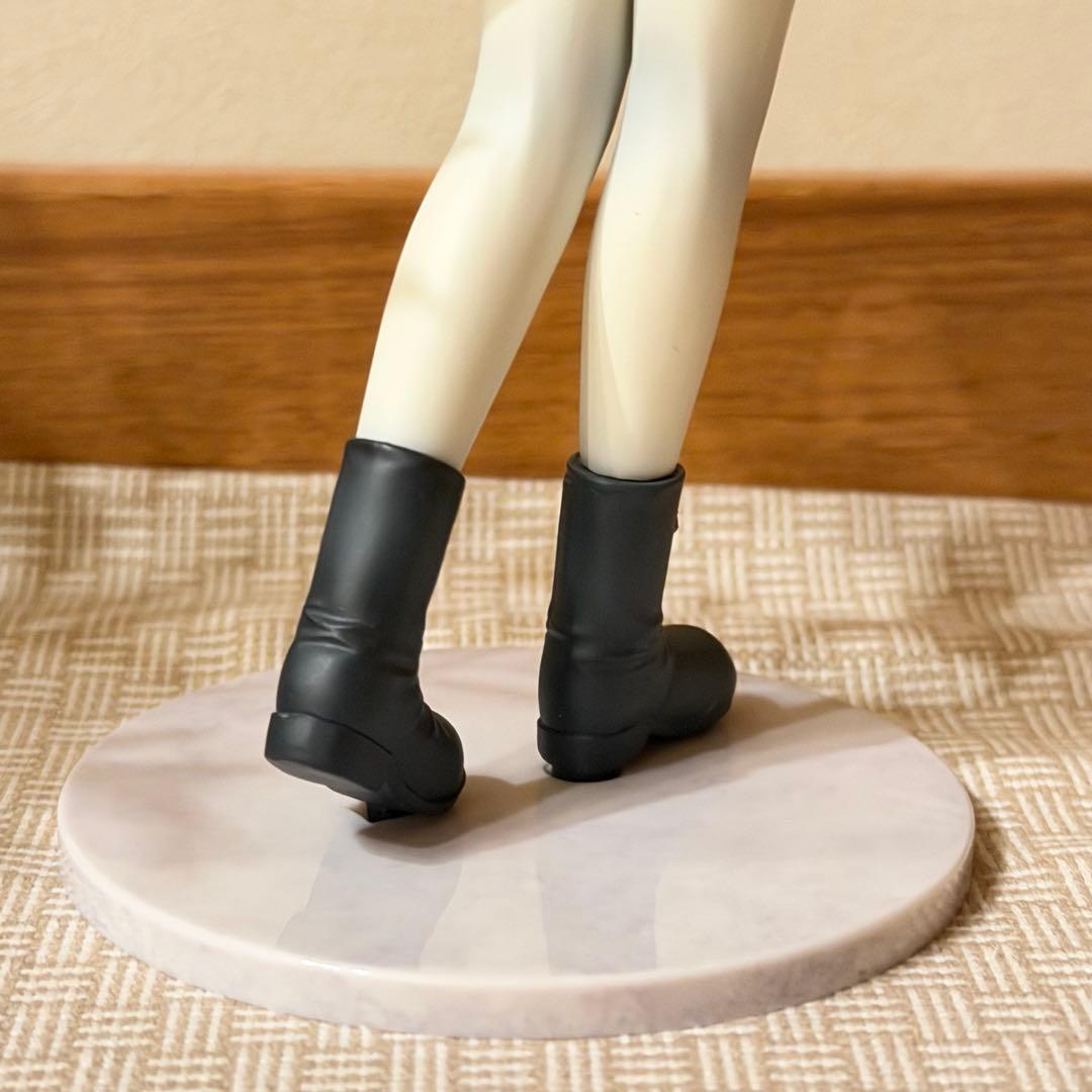  北里しぐれ 1/8スケール塗装済み完成品フィギュア コトブキヤ