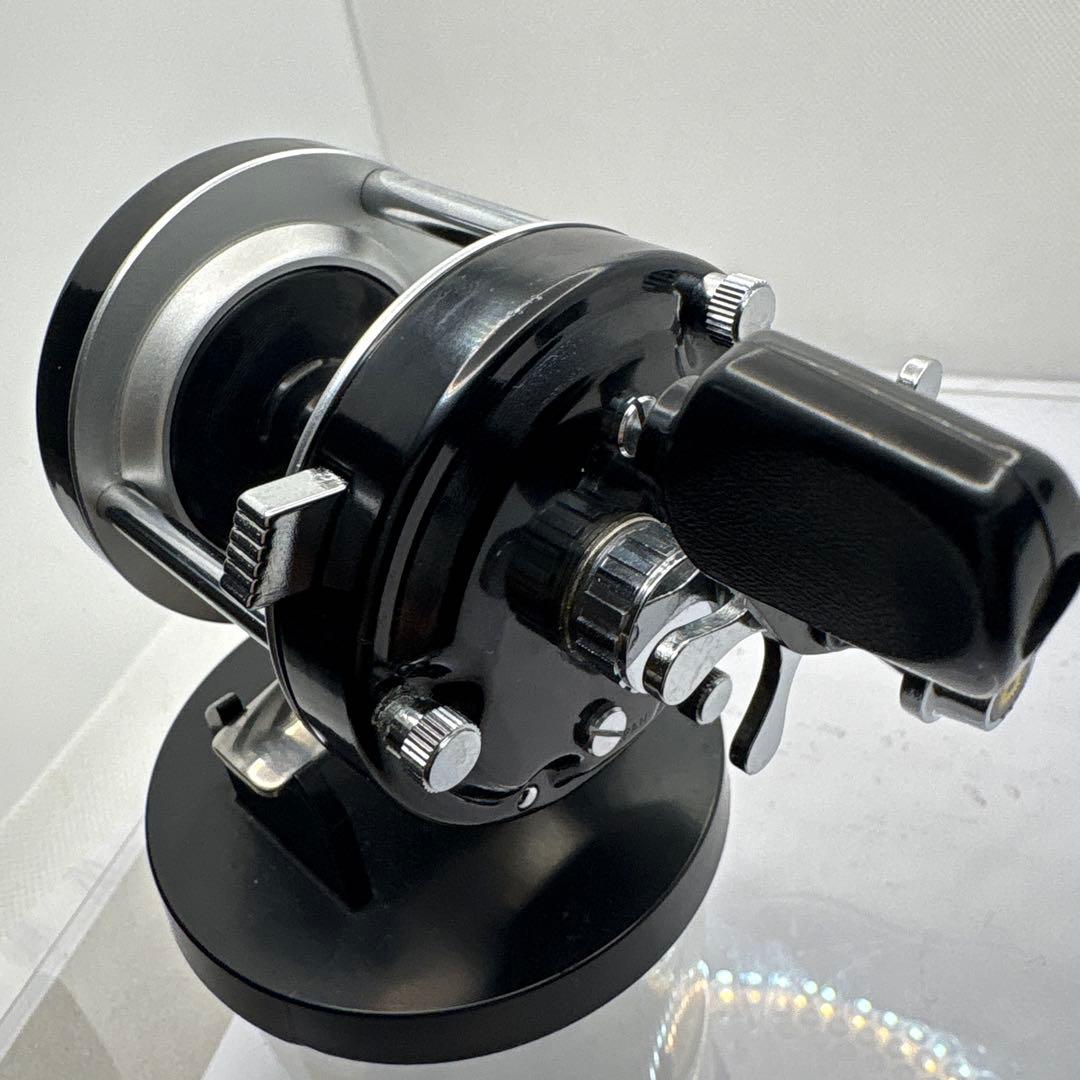 Daiwa ミリオネア3Ｈベイトリール 専用袋付き