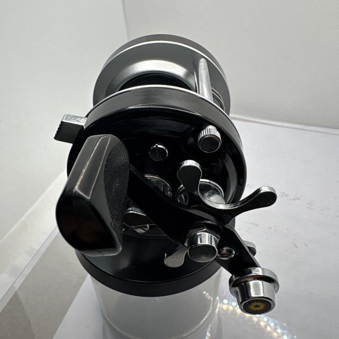 Daiwa ミリオネア3Ｈベイトリール 専用袋付き