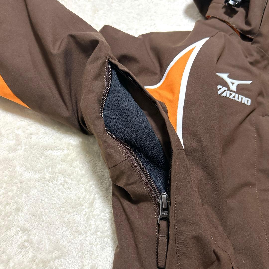 未使用級　Mizuno スキー スノボー ウェア 超多機能 パーカー