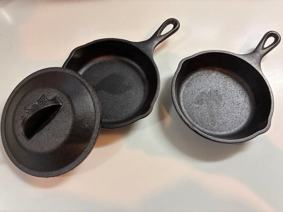 美品 蓋付き LODGEスキレット 小型 5インチ セット USA ソロキャンプ
