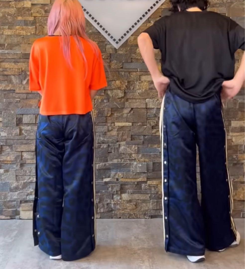 5日迄の出品 値下げしました ZUMBA 正規品レオパード柄 ロングワイドパンツ