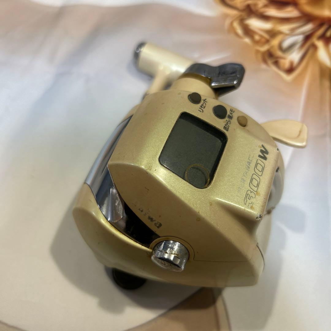 電動リール Daiwa Super Tanacom 300W ゴールド