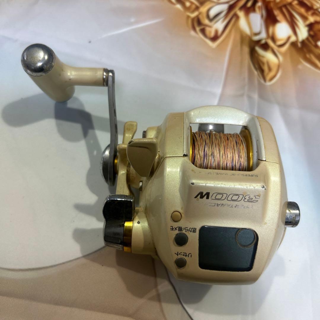 電動リール Daiwa Super Tanacom 300W ゴールド