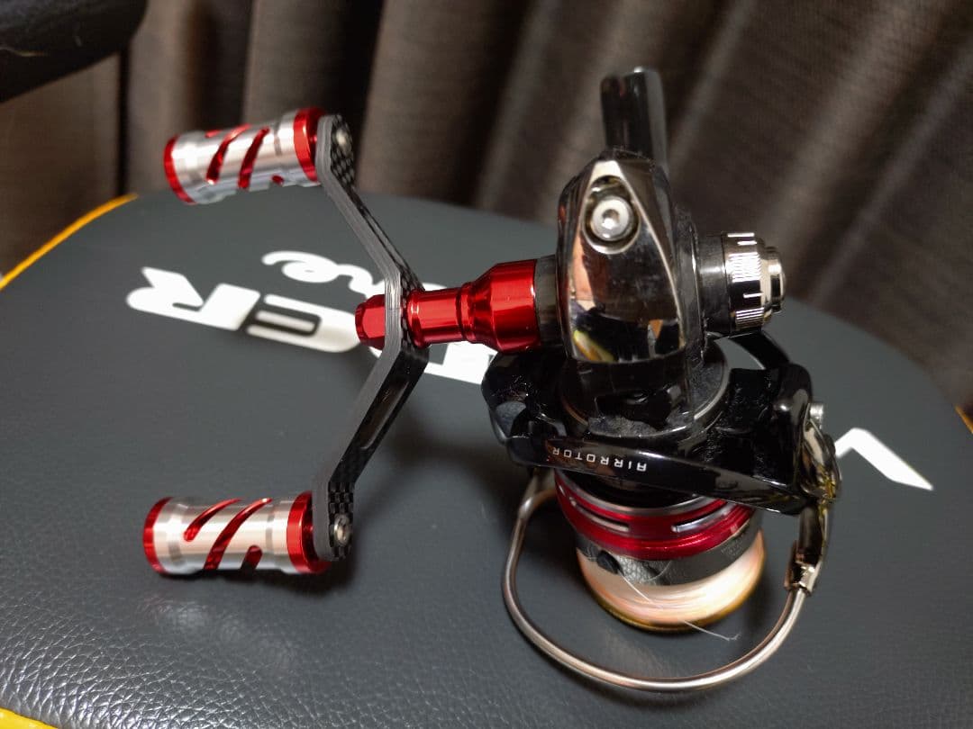 お*ち様 DAIWA AEGIS 2004 スピニングリールです。
