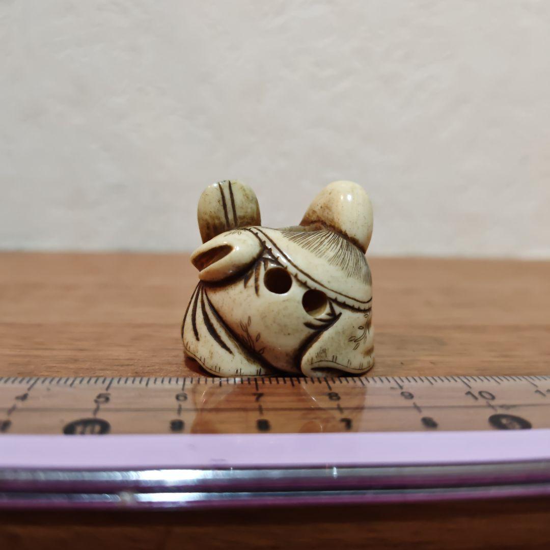 時代提物 仙人根付 天然素材【軍配仙人】高さ約2.9cm 重約18ｇ☆巧みな彫込