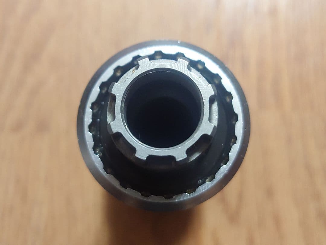 SHIMANO シマノ XTR BB−M952 オクタリンク ボトムブラケット