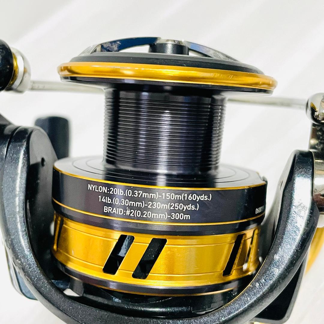 ダイワ LEGALIS LT4000D-CXH スピニングリール