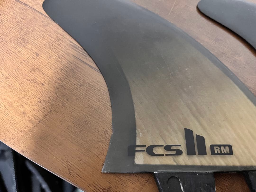 FCS II RM サーフボードフィン 3フィンセット