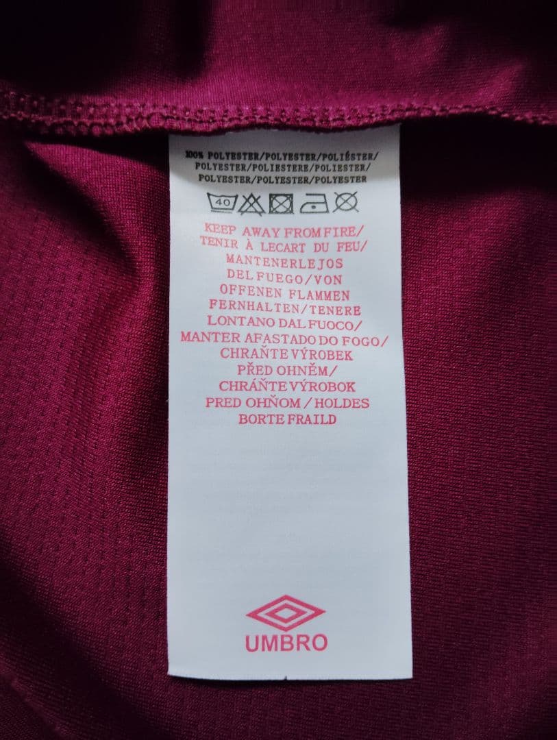 ウエストハム　ユニフォーム　UMBRO