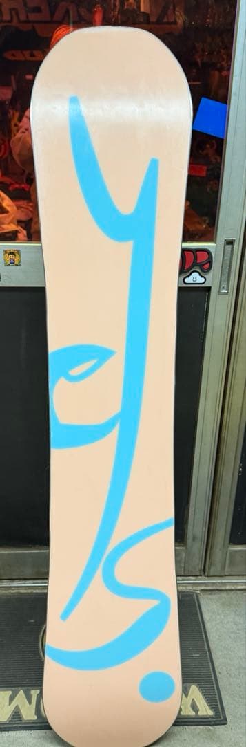 YES. emotion スノーボード 143cm キャンバーボード　中古