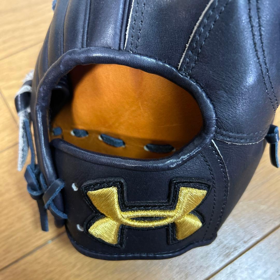 アンダーアーマー 軟式グローブ 内野用