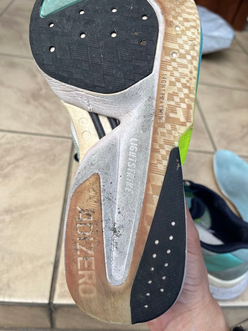 adidas アディゼロ ボストン13 27.0