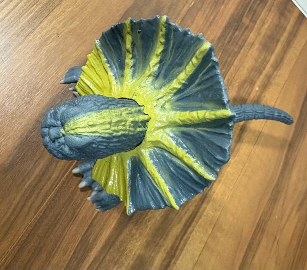 ジラース　エリ巻恐竜　ウルトラ怪獣アドバンス　バンダイ