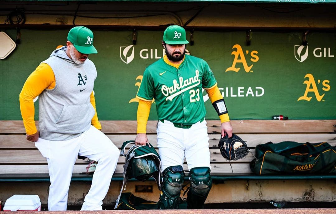 オークランドアスレチックスMLB選手支給品UsedノースリーブパーカーMサイズ