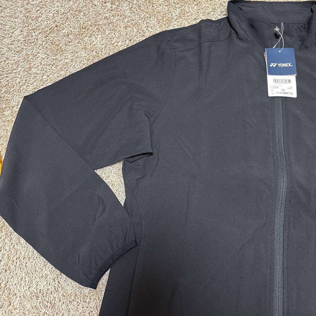 新品・未使用 YONEX ウォームアップジャケット XO ブラック 薄手 大きめ
