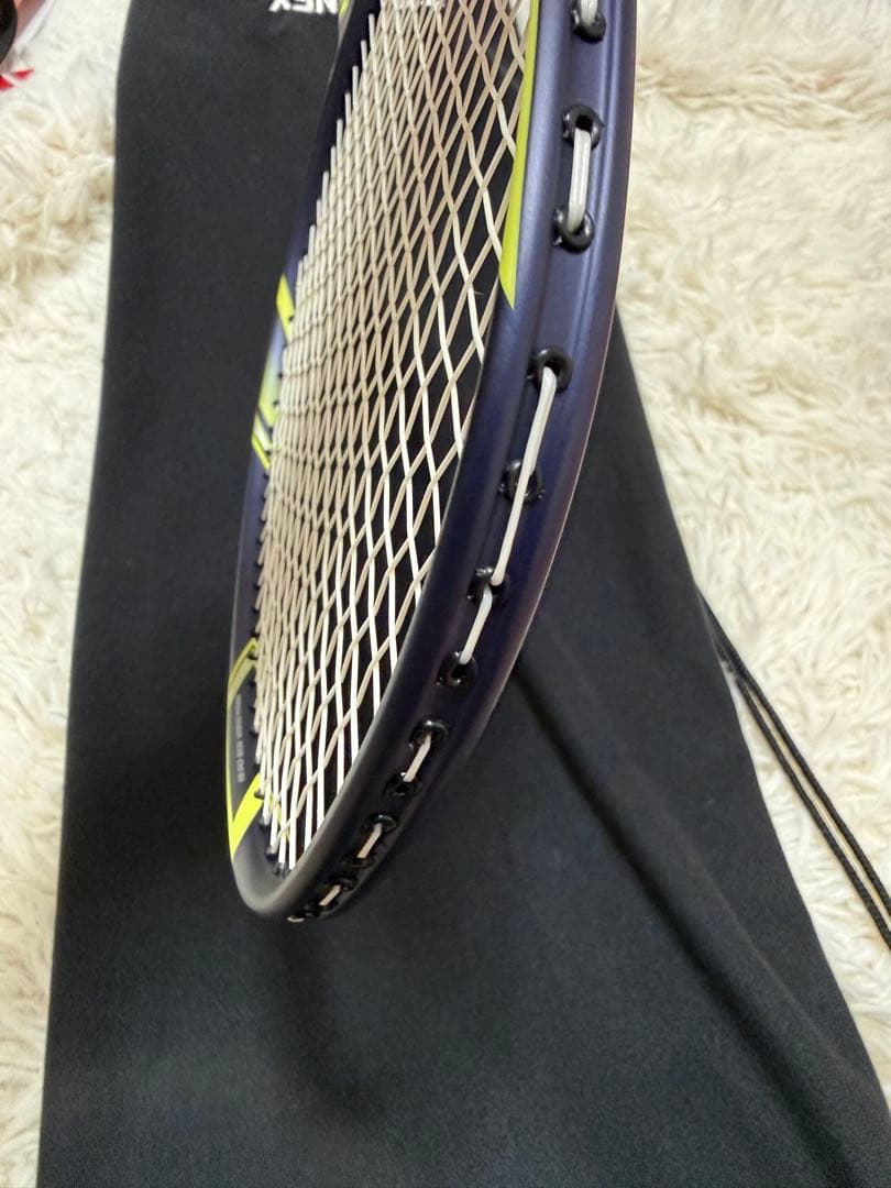 【美品】YONEX バドミントンラケット 4U G5