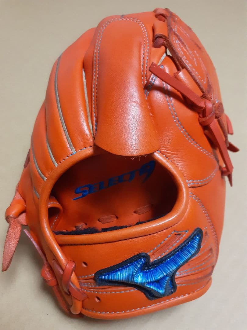 MIZUNO軟式投手用グローブ
