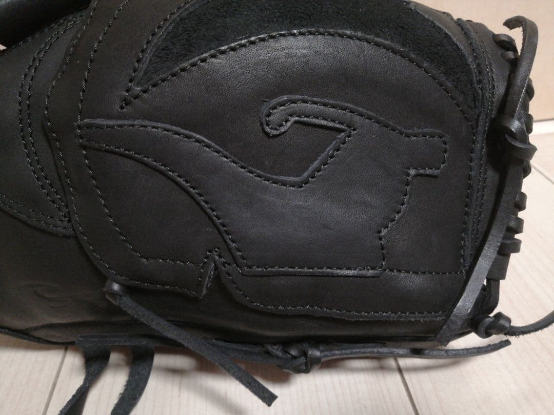 NIKE シグネチャー 上原浩治モデル 軟式投手用 ブラック 右投げ