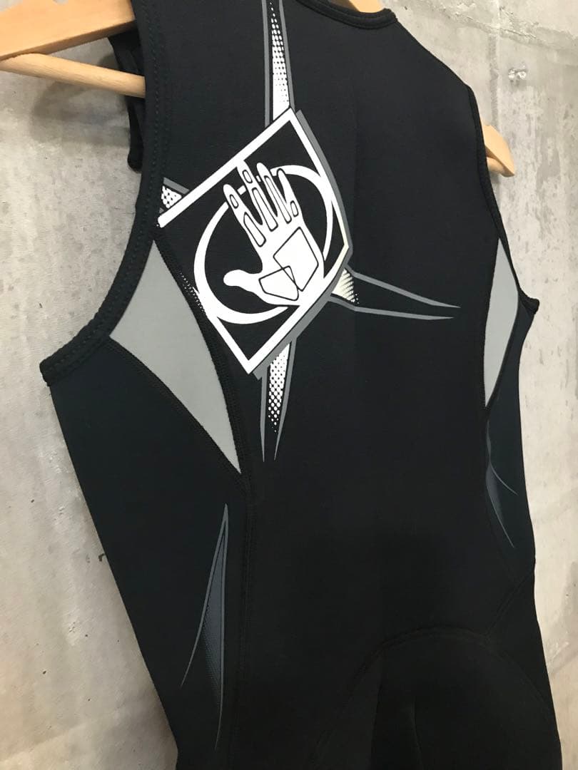 新品未使用品✨BODY GLOVE長袖タッパー&ロングジョン