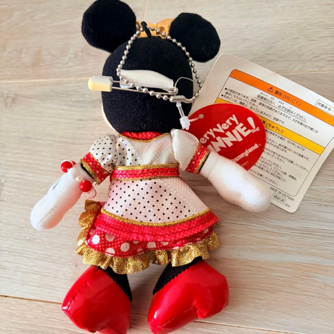 ベリーベリーミニー　ミニー　ぬいぐるみバッジ　ディズニーリゾート