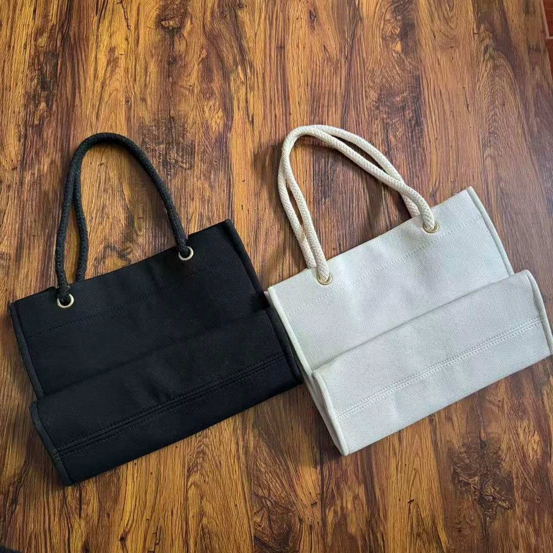 CHANEL ノベルティー キャンバス トートバッグ 黒+白 2点
