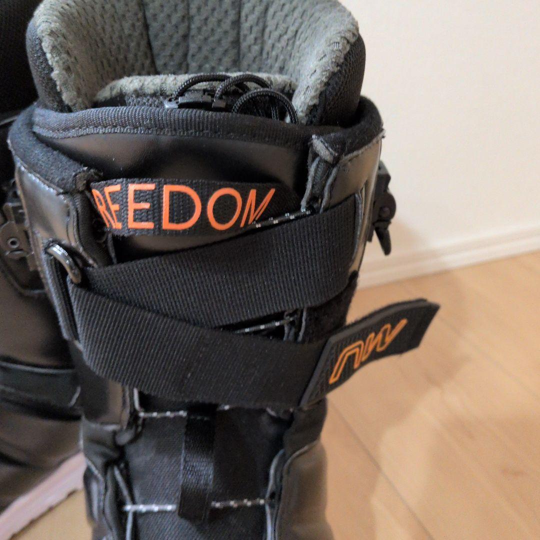 FREEDOM　スノーボードブーツ　27㌢