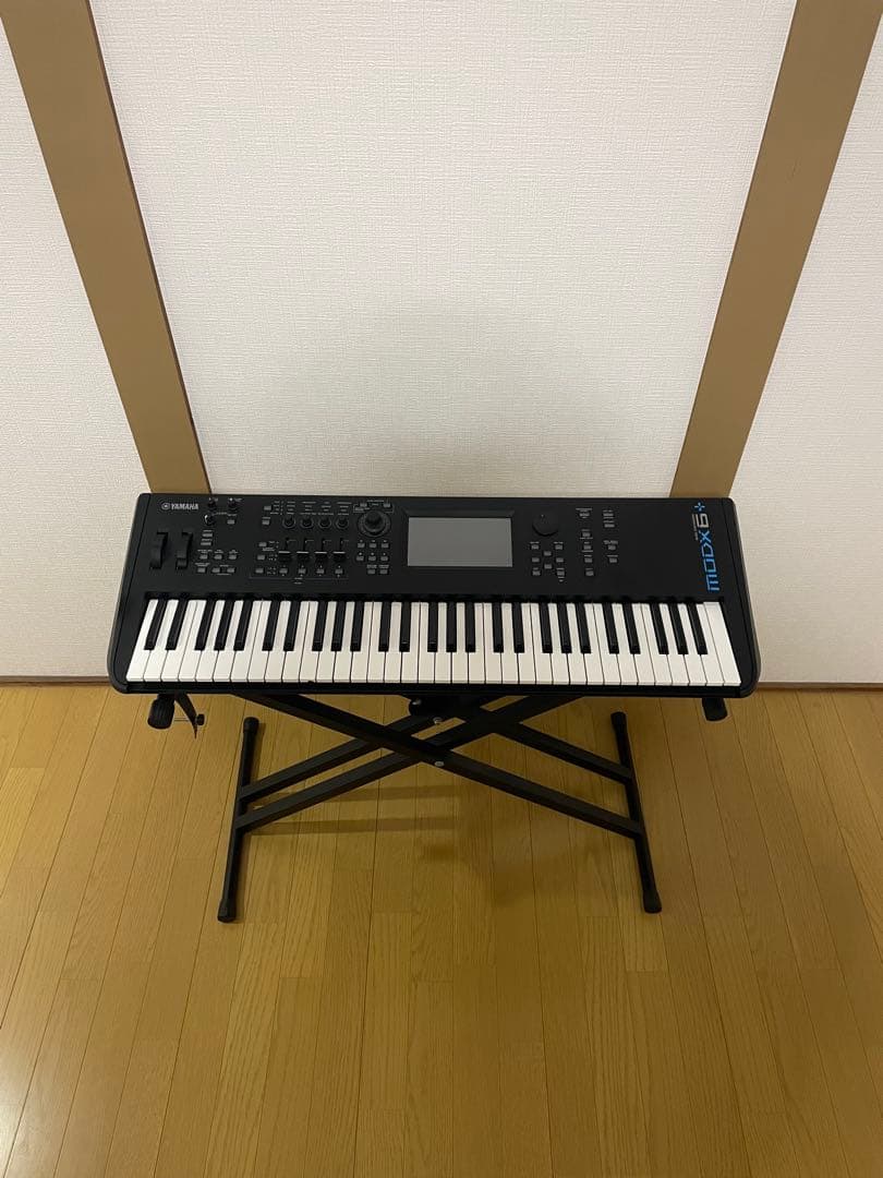 Yamaha MODX6＋シンセサイザー 61鍵　midiキーボード