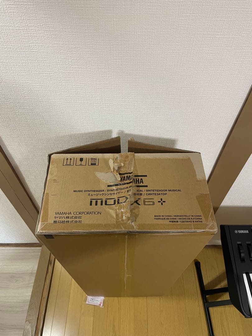 Yamaha MODX6＋シンセサイザー 61鍵　midiキーボード