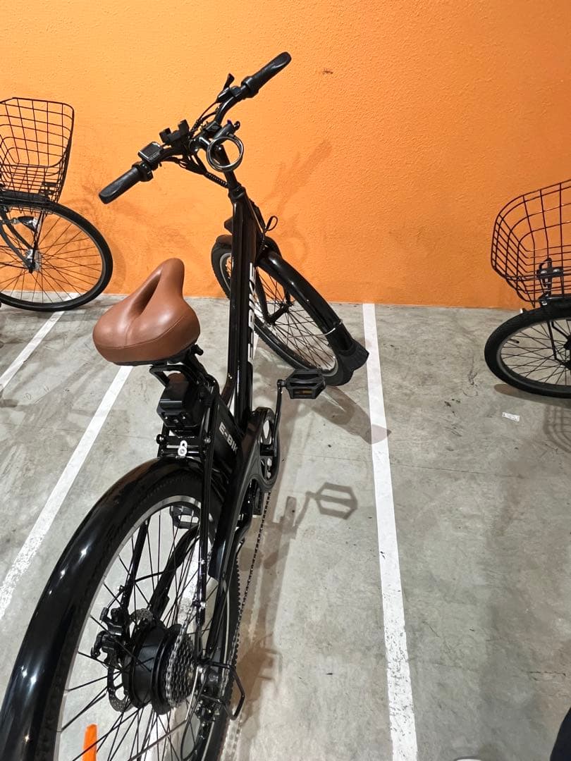 E-BIKE 電動アシスト自転車 黒　アクセル付き