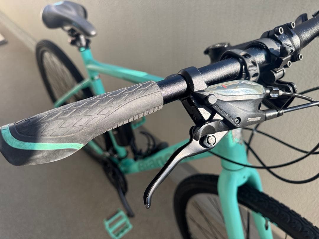 中古　Bianchi クロスバイク　C-SPORT 2 24段変速　送料込み