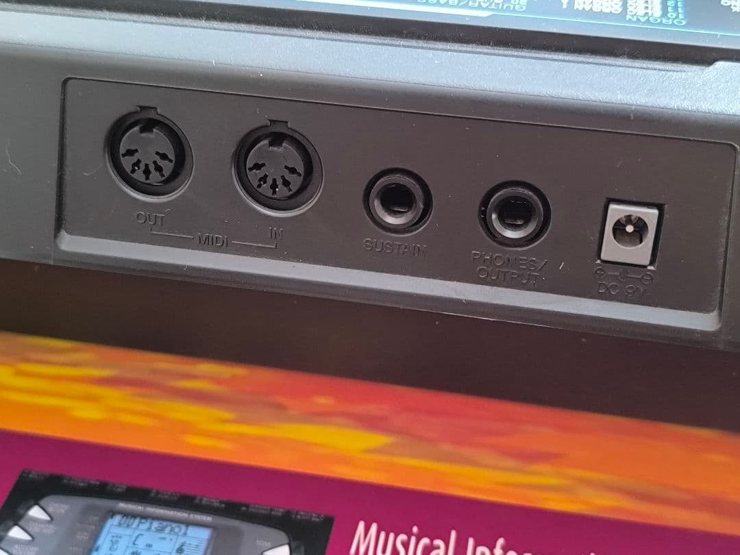 ​箱付美品 CASIO CTK-541 61鍵盤 電子キーボード