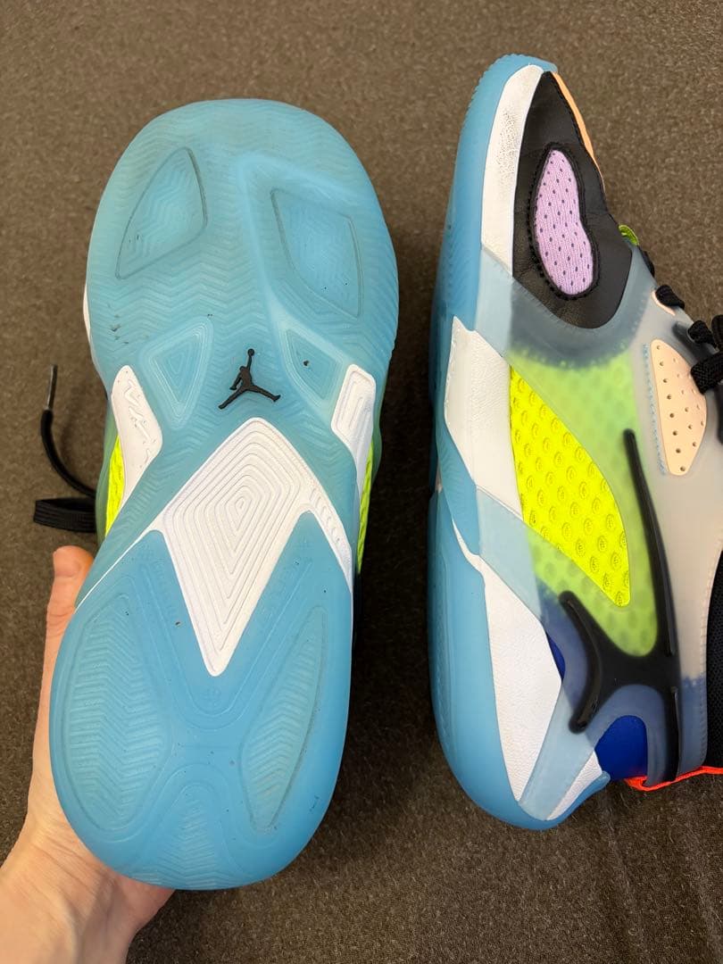ジョーダン　NIKEバッシュ