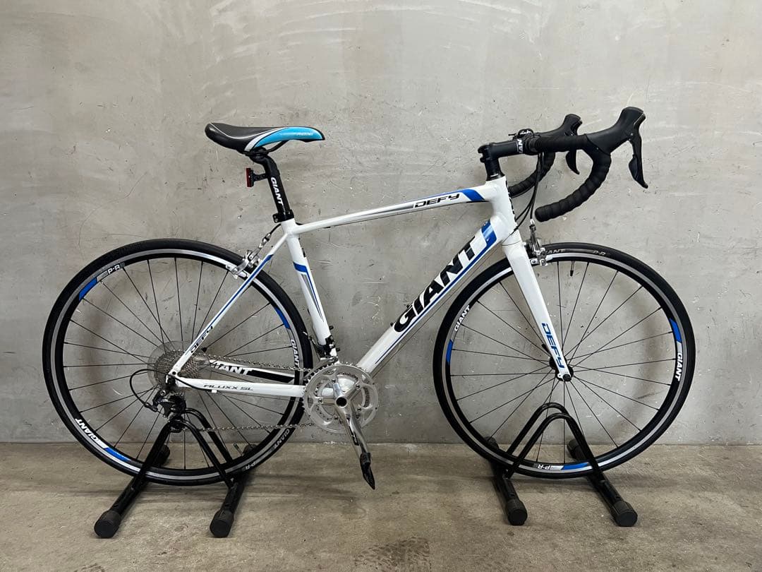 ロードバイク　GIANT DEFY 0 ジャイアント　DEFY 0