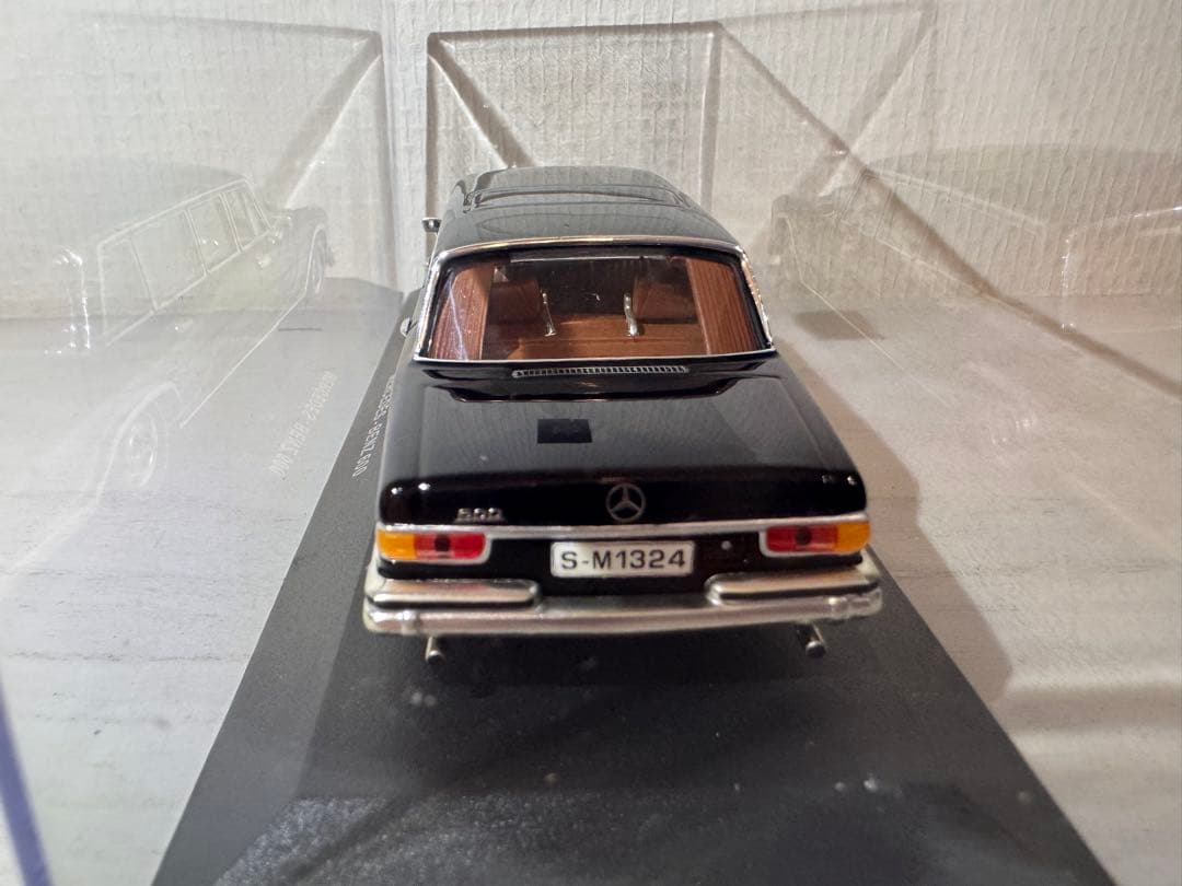 Mercedes-Benz 600 Pullman ミニカー1/43