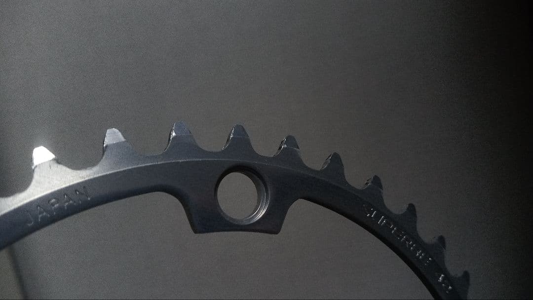 PCD144 SUNTOUR SUPERBE チェーンリング42Tサンツアー薄歯
