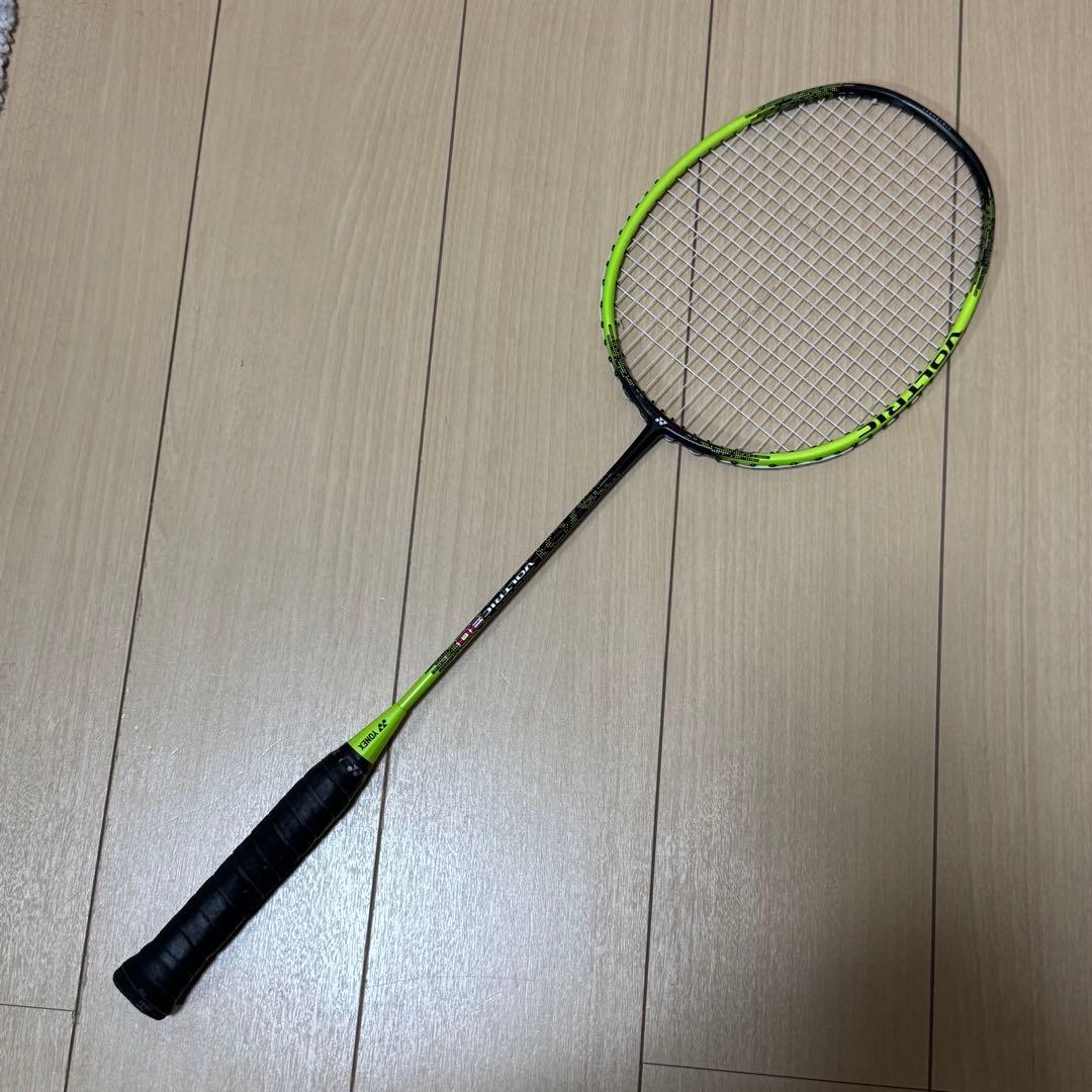 YONEX VOLTRIC 30 バドミントンラケット