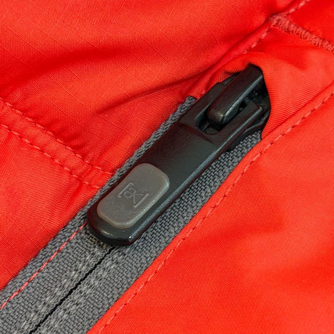 バートン M AK NH INSULATOR GORE-TEX Mサイズ
