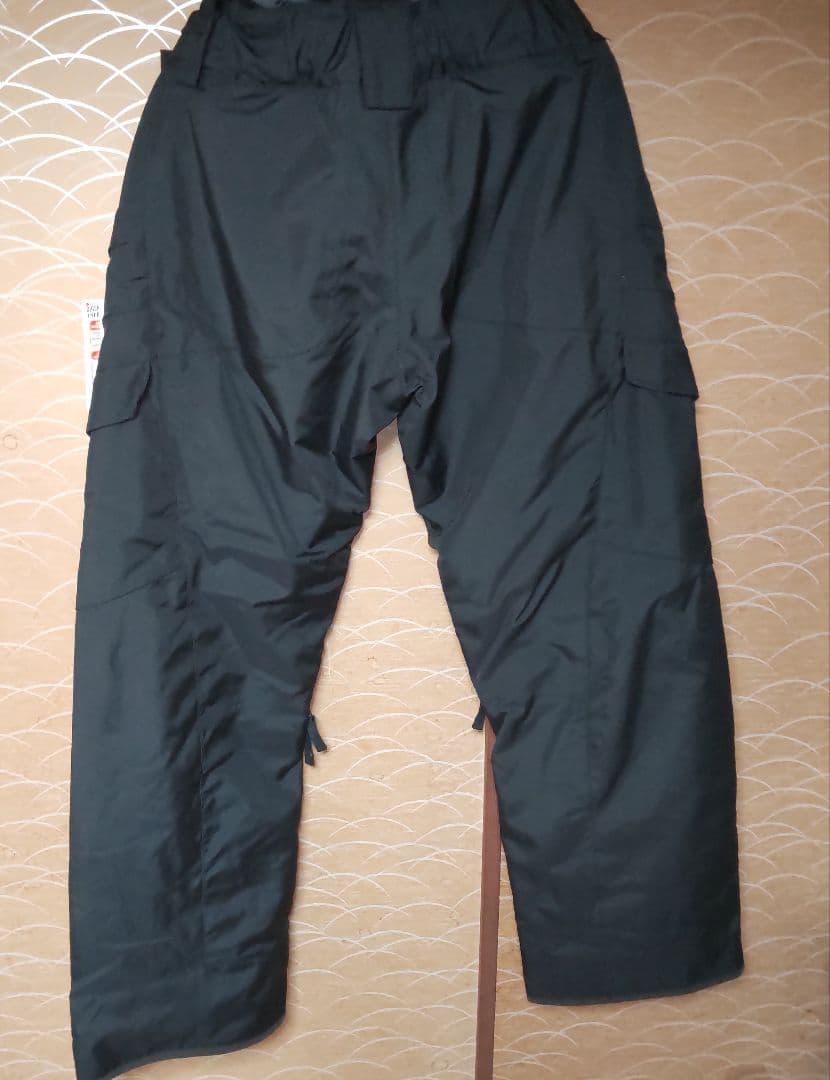 新品タグ付き
Phenix フェニックス パンツ