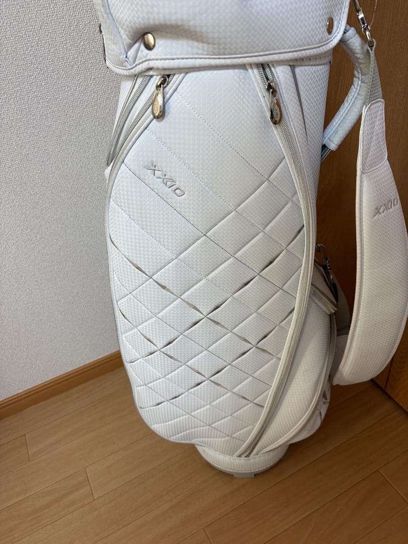 ダンロップ XXIO ゼクシオ キャディバッグ ホワイト ゴルフバッグ
